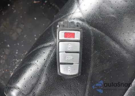 2008 Volkswagen Passat Lux z USA, uszkodzony, nr VIN WVWEK73C28P044423